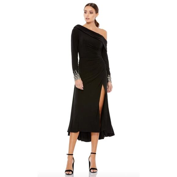 Mac Duggal Dresses & Skirts - MAC DUGGAL Dress Size 10 Evening Gown Black NEW Embellished Gem Sleeves Midi